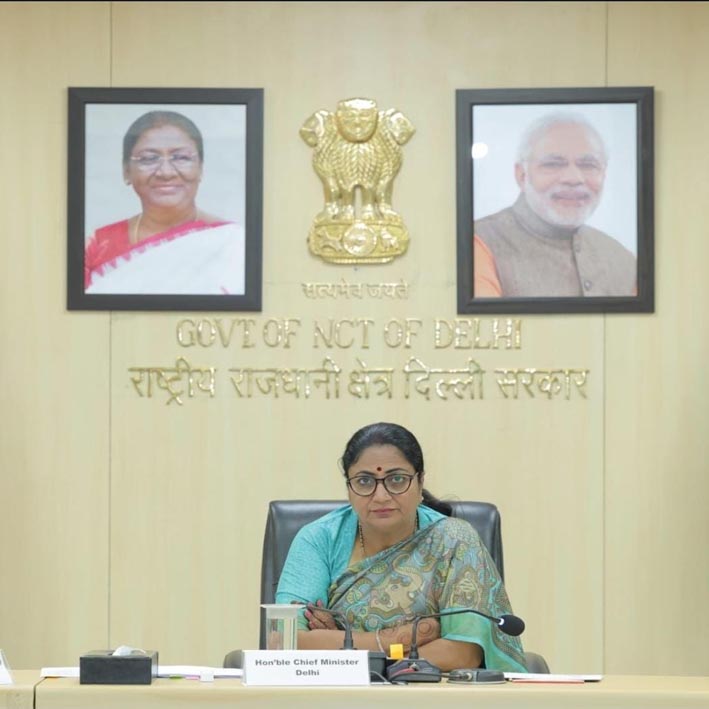 दिल्ली सरकार जल्द शुरू करेगी पर्यटकों के लिए नई बस सेवा, सड़कों पर दौड़ेंगी पर्पल इलेक्ट्रिक बसें, टूरिज्म को मिलेगा बढ़ावा
