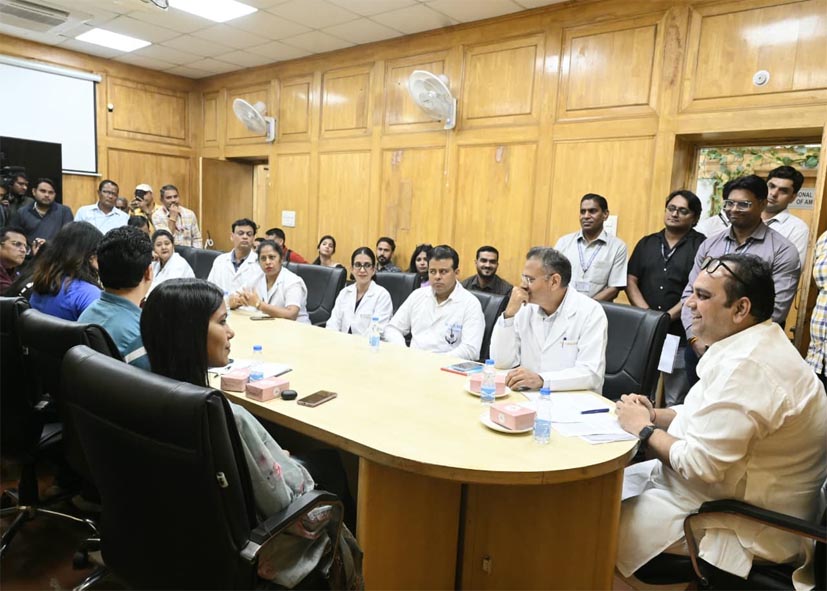 दिल्ली स्वास्थ्य मंत्री का बड़ा ऐलान, सरकारी अस्पतालों में लगेंगी MRI और CT स्कैन मशीनें, 2026 तक पूरा होगा काम