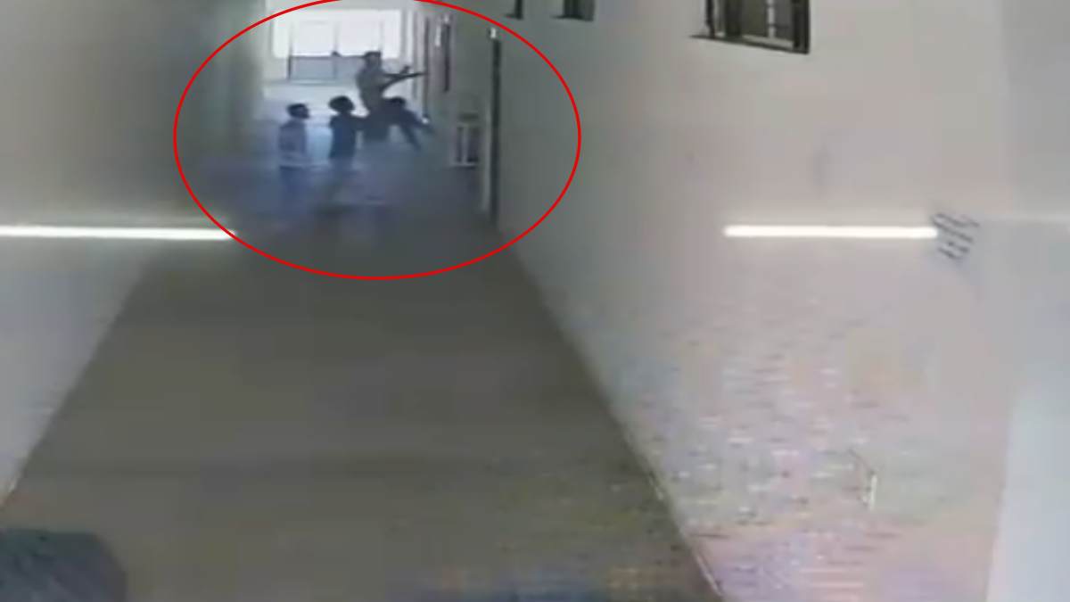 कपड़े बदल रही थी छात्राएं, छिपकर Video बनाने लगे ABVP कार्यकर्ता, 3 आरोपियों को भेजा जेल, CCTV फुटेज देख रह जाएंगे दंग