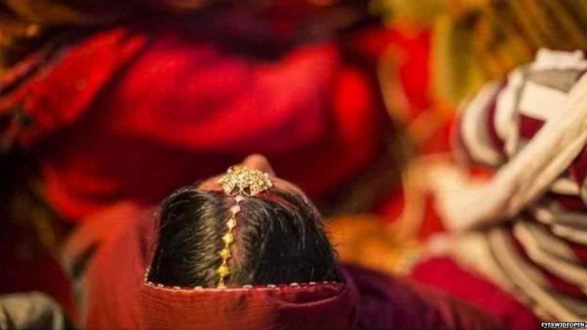 बाल विवाह का सनसनीखेज मामला: 13 की उम्र में जबरन शादी, 15 साल में बच्चे को दिया जन्म; माता-पिता समेत ससुराल वालों पर POCSO के तहत FIR दर्ज 