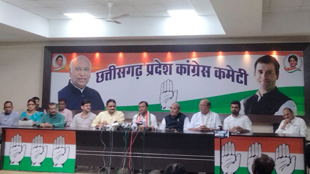 PM मोदी के दौरे पर सियासत : PCC चीफ बैज ने पीएम से पूछे 21 सवाल, कहा- मोदी की गारंटी दम तोड़ चुकी है, क्या राज्योत्सव में देंगे इसका जवाब