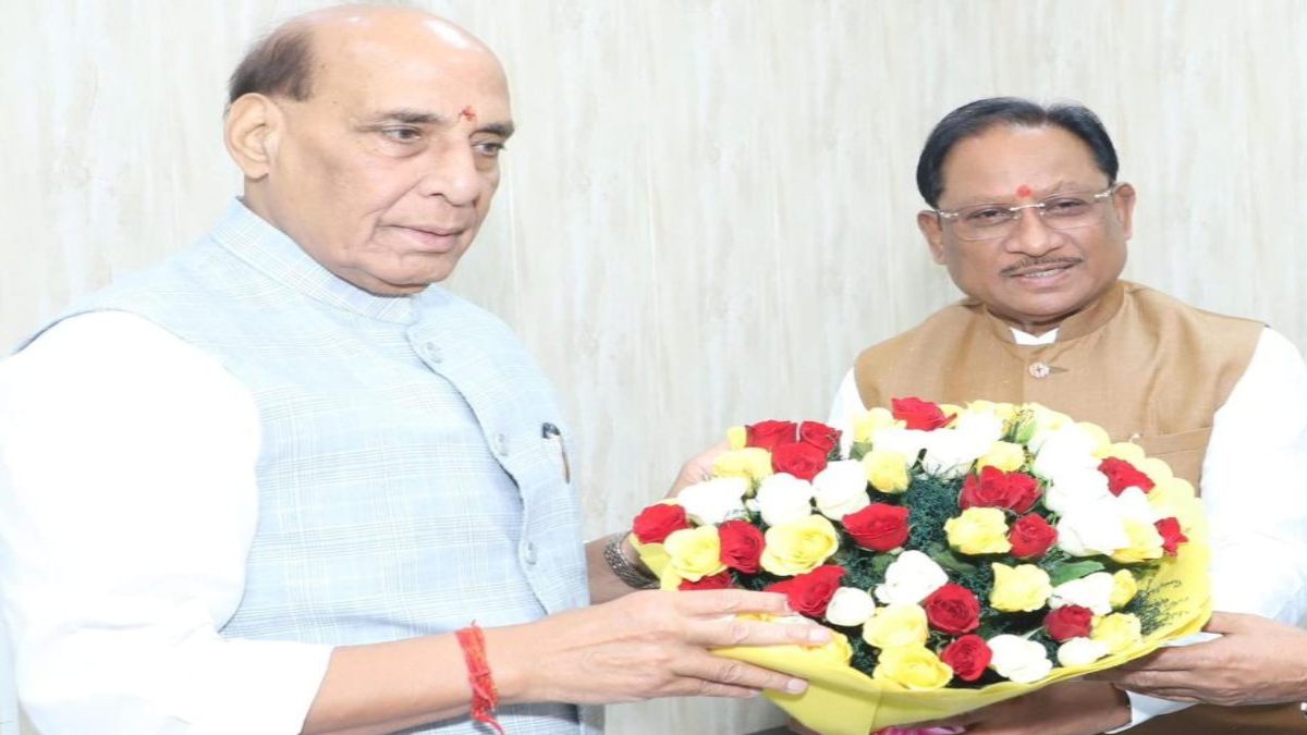 छत्तीसगढ़ की नदियों के नाम पर होंगे नौसेना के पोत, प्रदेश में सेना भर्ती रैली का प्रस्ताव, मुख्यमंत्री साय से मुलाकात के दौरान रक्षामंत्री राजनाथ सिंह ने जताई सहमति