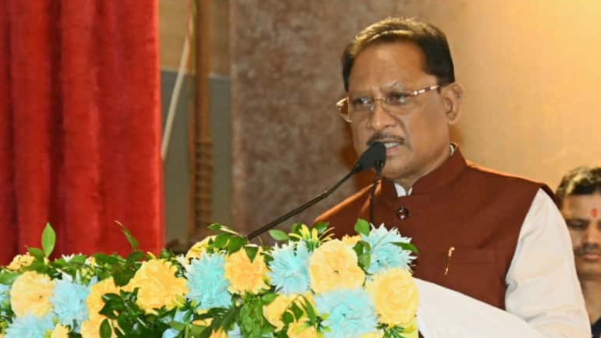 राज्य स्तरीय युवा कवि सम्मेलन में शामिल हुए मुख्यमंत्री साय, बोले- छत्तीसगढ़ की धरती सदा से रही है साहित्य और संस्कृति की धरा