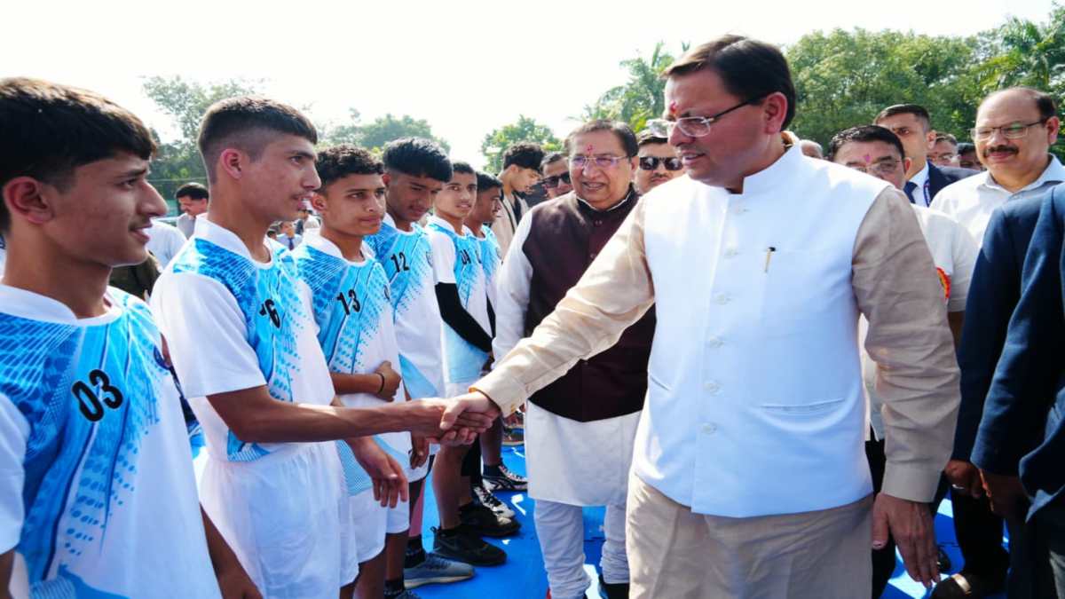 सांसद खेल महोत्सव का हुआ शुभारंभ: CM धामी ने किया बड़ा ऐलान, प्रदेश में 23 खेल अकादमियां की होगी जल्द स्थापना