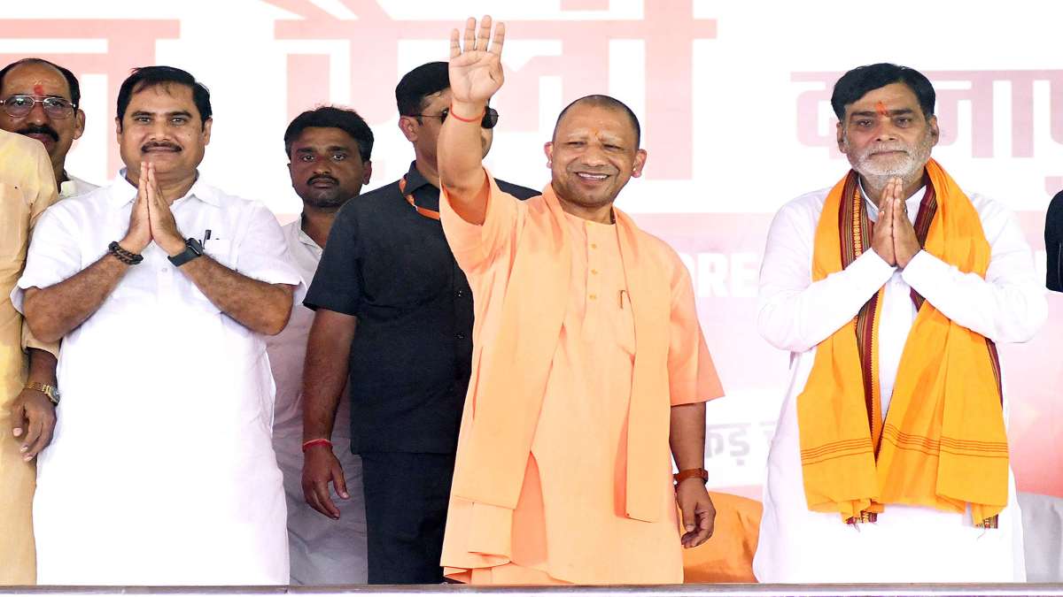 बिहार चुनाव: सीएम योगी की बिहार में हुंकार, X पर लिखा- दानापुर की जनता का हृदय से अभिनंदन