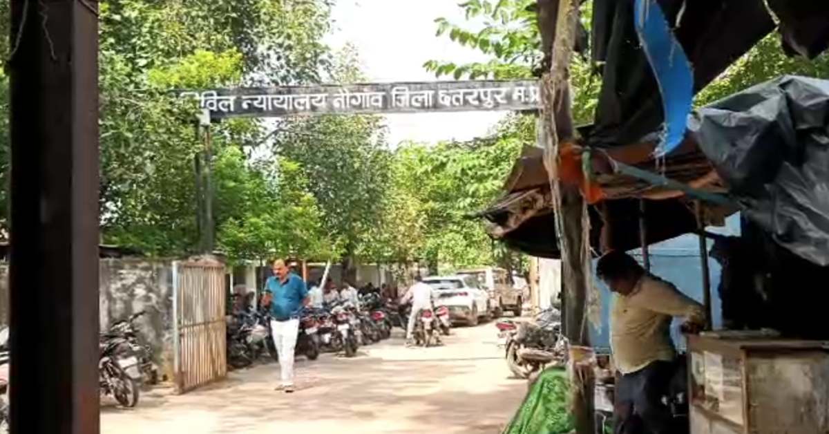 न्यायालय में कैदी ने पुलिसकर्मी को पीटा: गंभीर रूप से घायल, कोर्ट से भागना चाहता था आरोपी