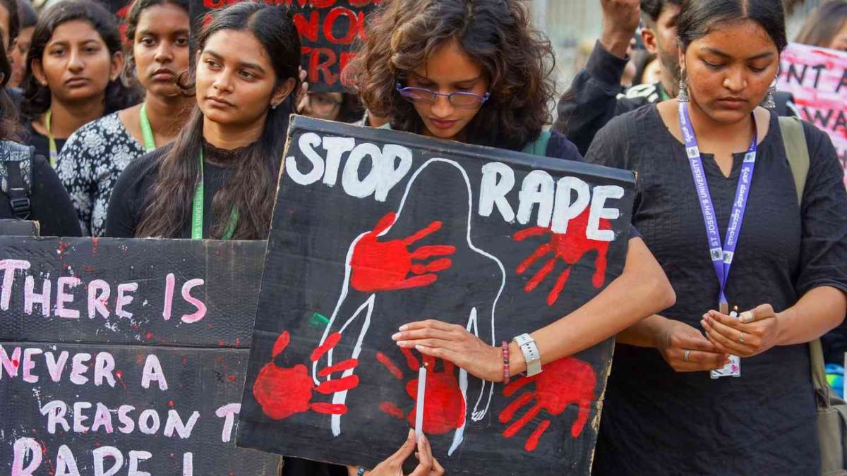 Durgapur Gang Rape: दुर्गापुर गैंगरेप केस में अबतक का सबसे बड़ा सनसनीखेज खुलासा, पीड़िता एक आरोपी की गर्लफ्रेंड, इस एक वॉटसएप चैट ने खोला पूरा राज
