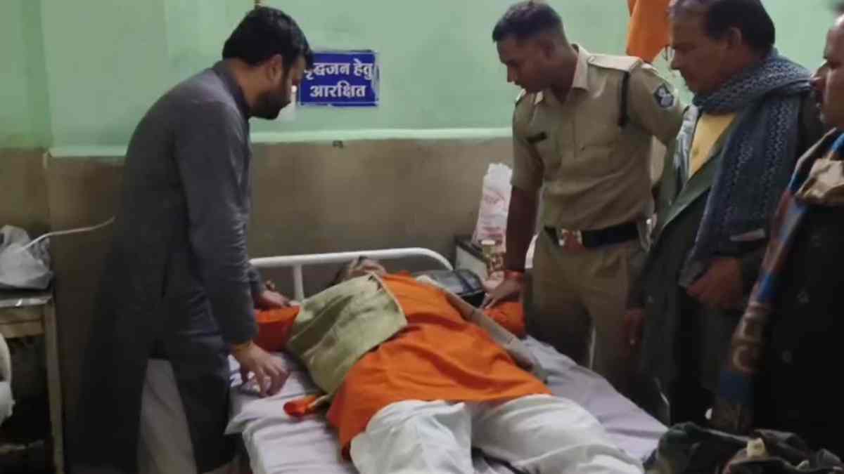 गुना में BLO मीटिंग के दौरान हंगामा: शिक्षक की बिगड़ी तबीयत, शिक्षकों का फूटा गुस्सा, हाईवे किया जाम