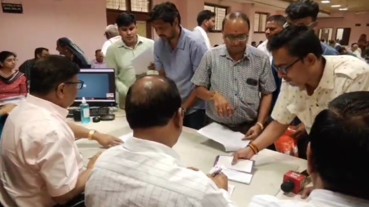 ग्वालियर में चिटफंड बैंक का घोटाला: दोगुने मुनाफे के लालच में फंसे सैकड़ों व्यापारी, ADM ने लिया मामले का संज्ञान, जारी की चेतावनी 