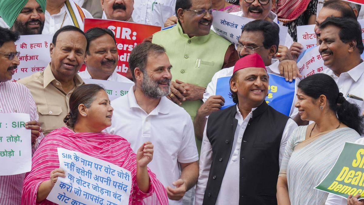 SIR के खिलाफ लामबंद हुआ विपक्षः DMK ने बुलाई ऑल पार्टी मीटिंग, TMC-कांग्रेस ने एकतरफा फैसला करार दिया