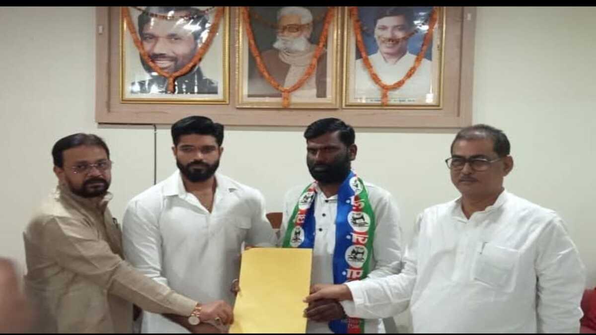 पशुपति पारस ने जारी की उम्मीदवारों की पहली सूची, JDU-RJD और चिराग पासवान की बढ़ेगी मुश्किलें!