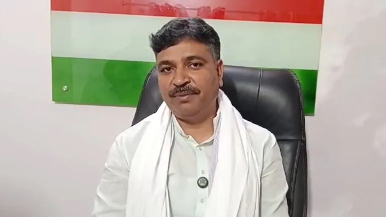 Rajasthan Politics: टीकाराम जूली ने राजस्थान सरकार पर साधा निशाना कहा- अपराध और नशे का ग्राफ लगातार बढ़ रहा है