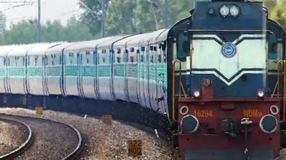 Rajasthan News: जोधपुर से कल चलेगी Jodhpur-Kolkata Special, पार्श्वनाथ तीर्थ होकर जाएगी ट्रेन… श्रद्धालुओं ने 10 ट्रिप की मांग