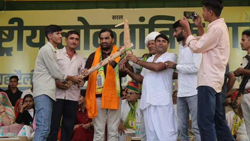 Rajasthan News: बीकानेर में हनुमान बेनीवाल की हुंकार, कहा- वसुंधरा को भेजा पार, अब भजनलाल की बारी