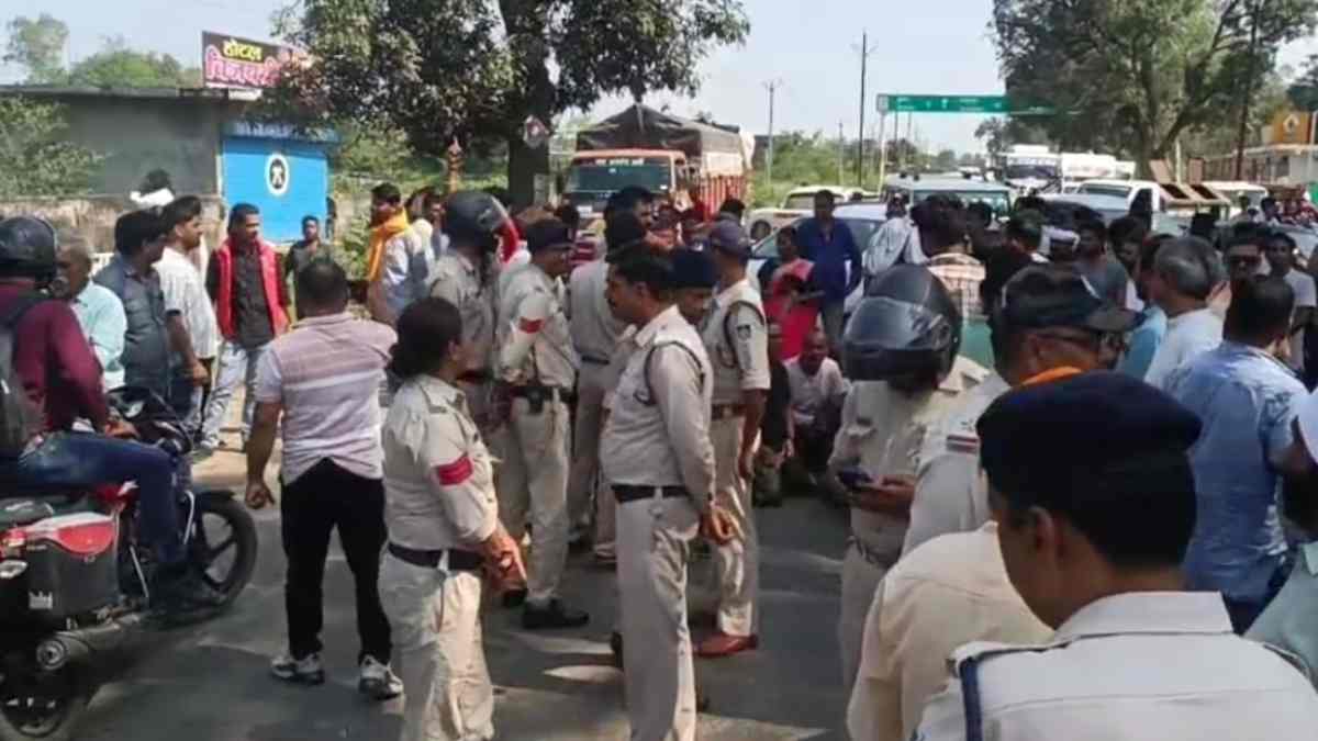 शहडोल में विरोध की लहर: हर घटना पर सड़कों पर उतर रही जनता, पुलिस-प्रशासन के प्रति गहराता आक्रोश 