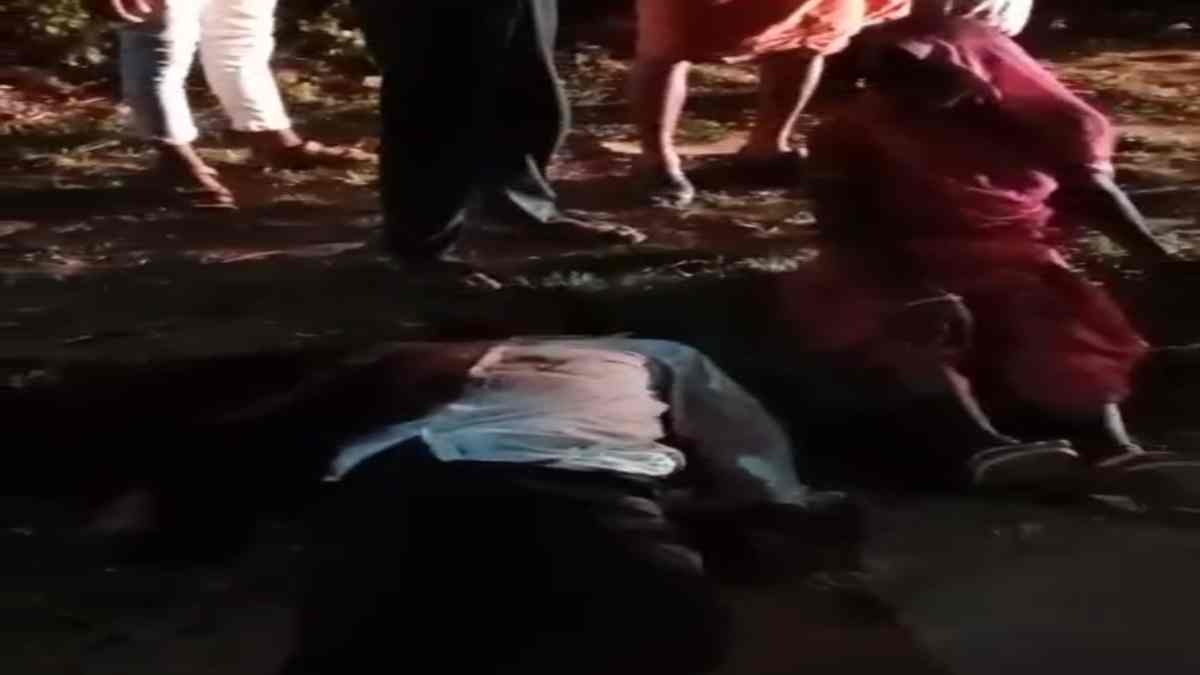 सड़क पर पसरा मौत का सन्नाटा: धान लादे ट्रैक्टर से टकराई बाइक, दो युवकों की दर्दनाक मौत  