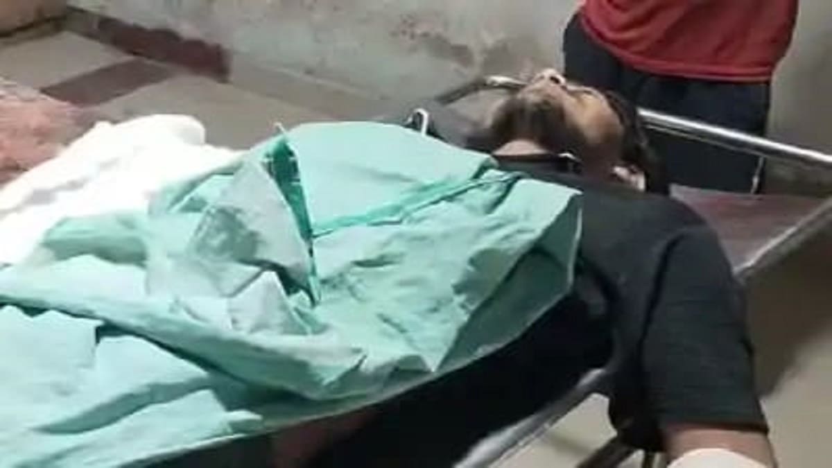 खून से रंग गया प्यार का रिश्ता, प्रेमिका के साथ घर से फरार प्रेमी की पीट-पीटकर हत्या, पोस्टमार्टम ने खोले राज, दर्ज की गई FIR