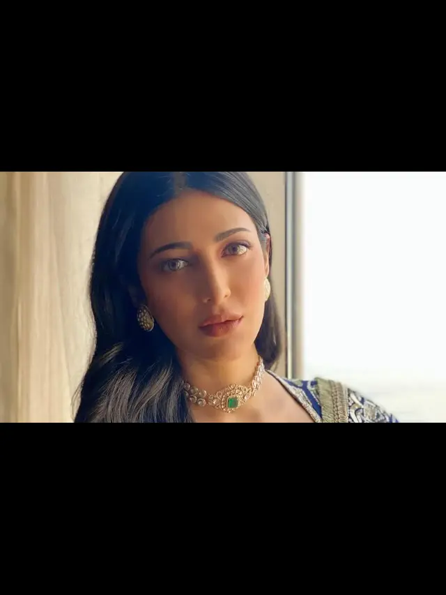 Shruti Hasan Beauty: कमल हासन की बेटी खूबसूरती में गई हैं पूरी मां पर