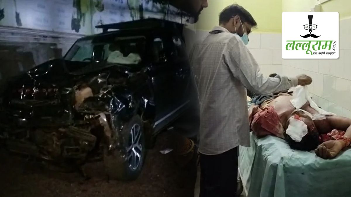 छत्तीसगढ़ में तेज रफ्तार कार का कहर: डिफेंडर कार चालक ने सड़कों पर मारी ठोकर, 3 की मौत, आरोपी के घर पर तोड़फोड़
