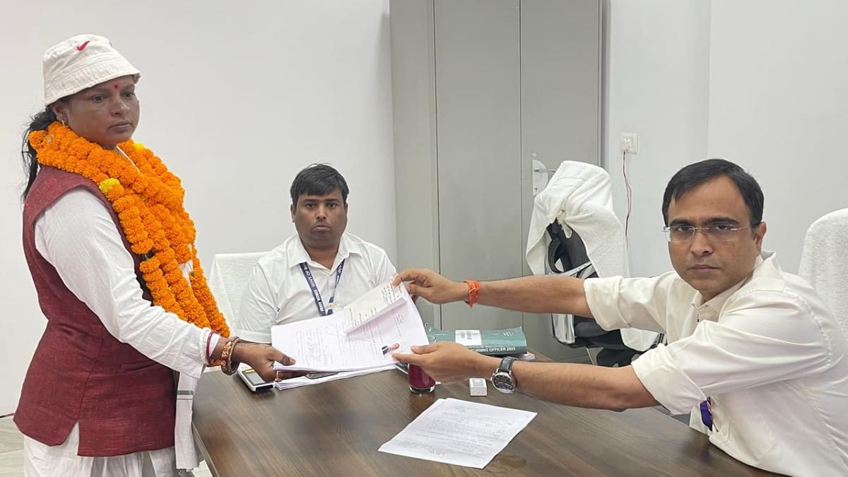बिहार विधानसभा चुनाव 2025: नामांकन प्रक्रिया जारी, अब तक 41 उम्मीदवारों ने भरा पर्चा, 25 करोड़ की जब्ती और 556 गिरफ्तारियां