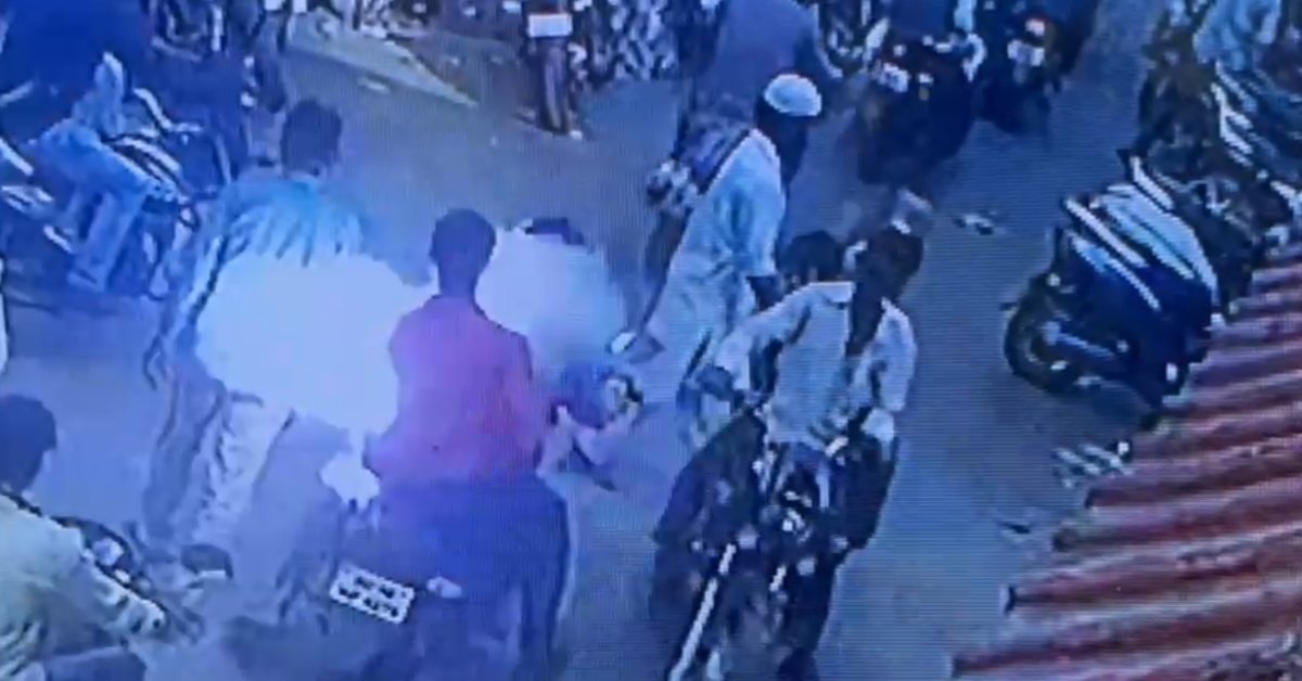 विदिशा के लटेरी में 3 लोग घायल: बाइक पर बारूद ले जा रहा था युवक, अचानक फटा, VIDEO आया सामने
