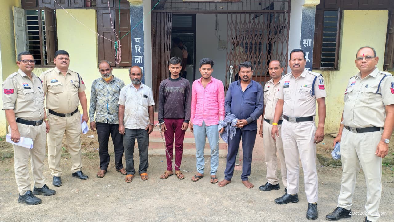 CG News: 43 लाख रुपये के अवैध डीजल-पेट्रोल के साथ 9 आरोपी गिरफ्तार