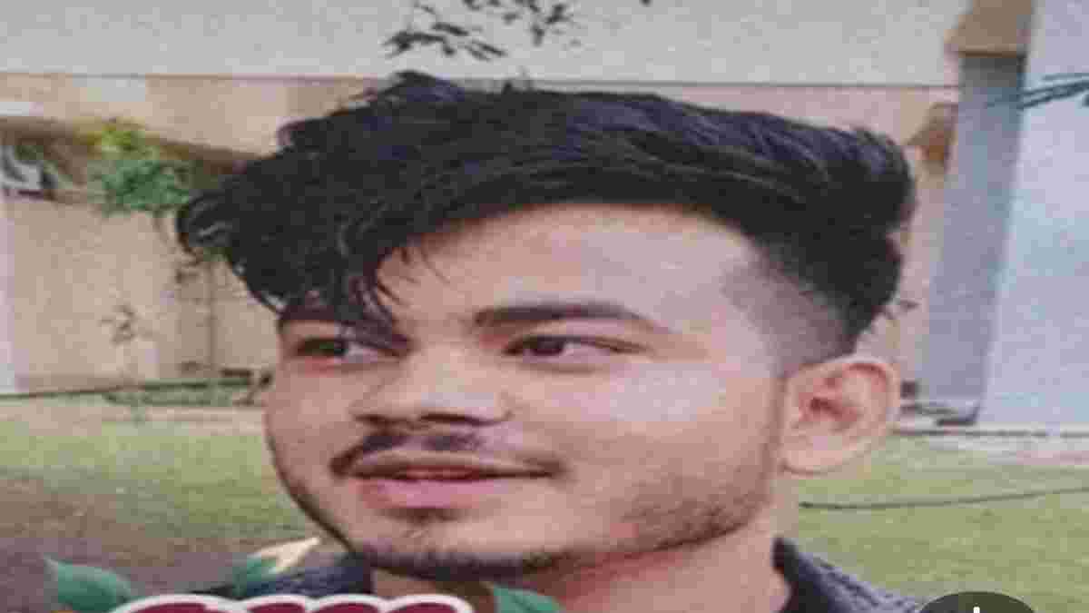 पुलिस की पिटाई से मौत का मामलाः 2 पुलिसकर्मी गिरफ्तार, FIR के बाद से फरार थे दोनों आरक्षक, बीजेपी प्रदेश अध्यक्ष ने परिजनों से फोन पर की चर्चा