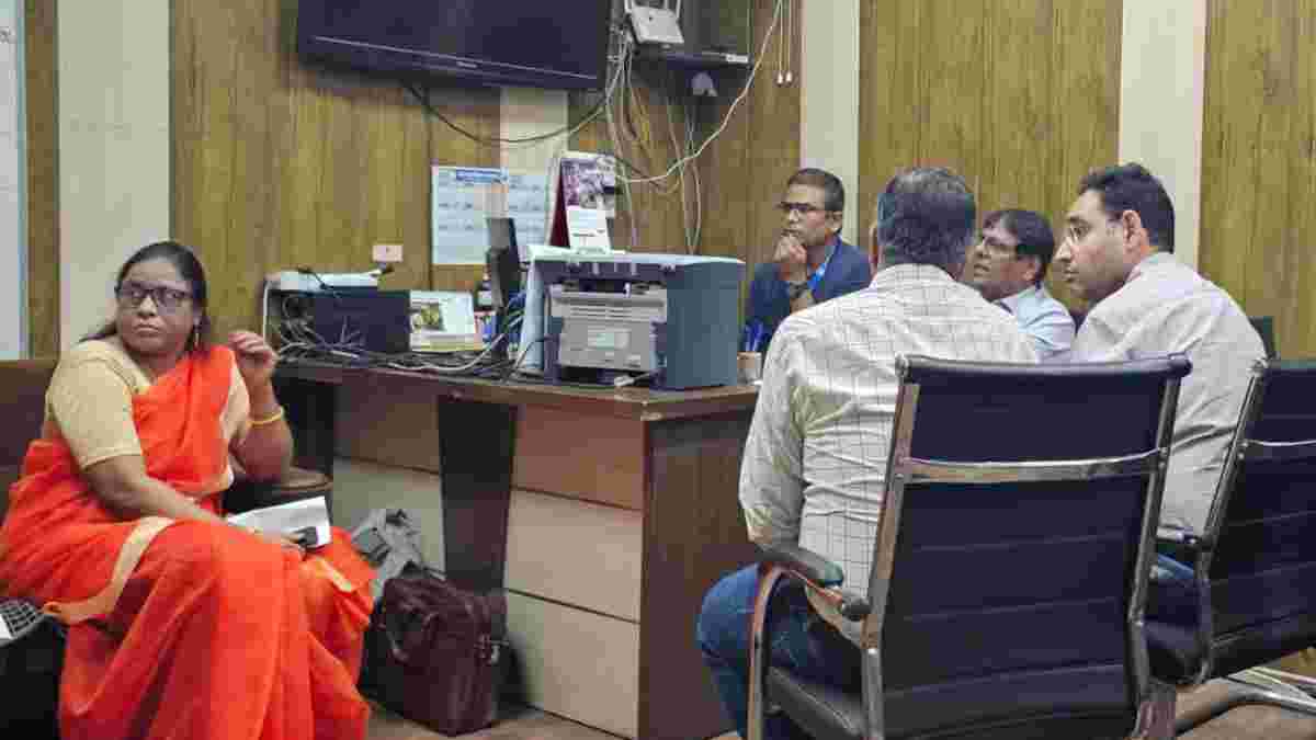 Exclusive: CMHO पर फिर उठे सवाल, हाईकोर्ट में जनहित याचिका, 40 फर्जी अस्पतालों के पीछे ‘लेनदेन का खेल’! डॉ माधव की EOW और लोकायुक्त में शिकायत, फिनिक्स हॉस्पिटल से भी लेनदेन के लग चुके आरोप