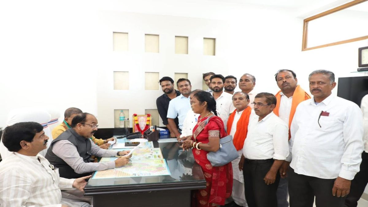 सहयोग केंद्र में डिप्टी सीएम अरुण साव ने सुनी समस्याएं, 300 मामलों का किया समाधान, अधिकारियों को कार्रवाई के दिए निर्देश
