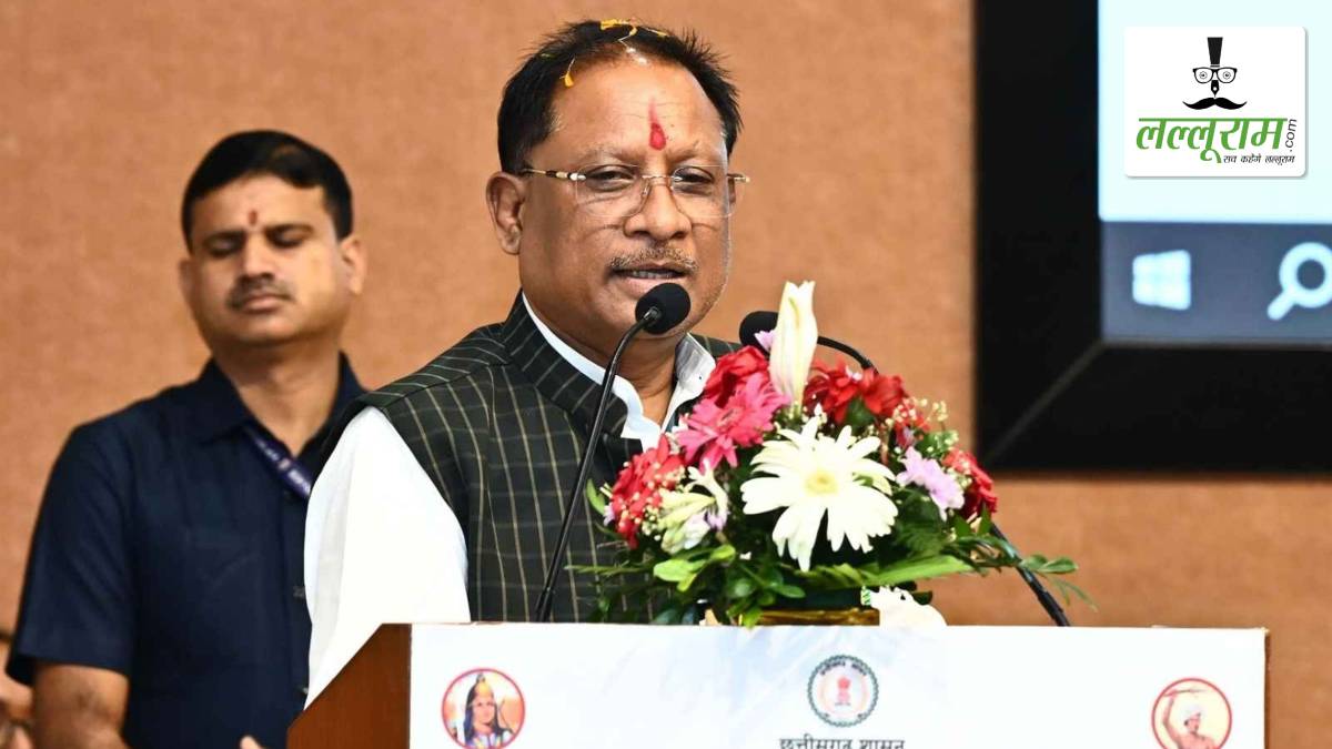 राजधानी में जनजातीय गौरव दिवस को लेकर कार्यशाला का आयोजन: CM साय हुए शामिल, कहा- इतिहास में जनजातीय नायकों को नहीं मिला उचित स्थान, अब हर घर तक पहुंचेगी उनकी गाथा