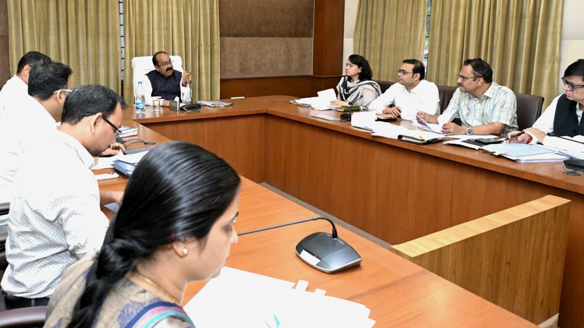 उप मुख्यमंत्री अरुण साव की बड़ी पहल, सभी निकायों में दिवाली से पहले वेतन भुगतान के दिए निर्देश…