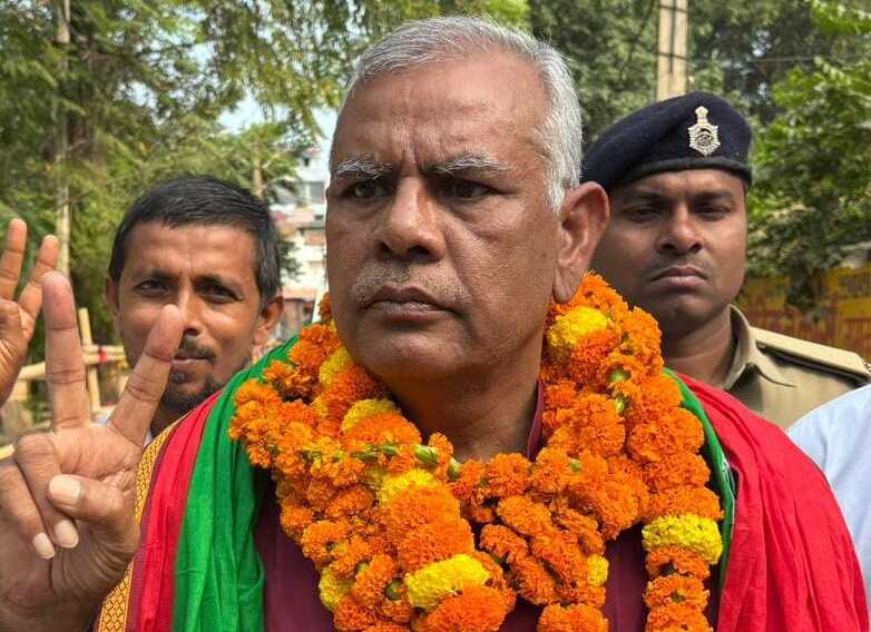 अरवल में निर्दलीय प्रत्याशियों ने चार बार दर्ज करा चुके है जीत, इस बार बीजेपी ने मनोज शर्मा पर जताया भरोसा, निर्दलीय के साथ भाकपा माले ने भी भरा पर्चा