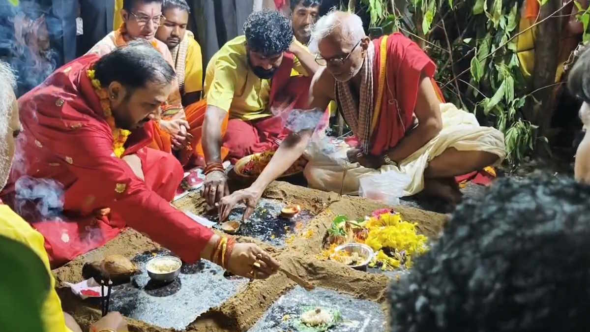 बस्तर दशहरा: देवी-देवताओं को प्रसन्न करने हुई निशा जात्रा रस्म, 600 साल पुरानी है परंपरा…