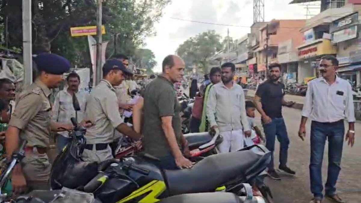 छिंदवाड़ा किडनी फेल कांड: Coldrif सिरप लिखने वाले डॉक्टर प्रवीण सोनी की जमानत याचिका खारिज, कोर्ट ने भेजा जेल