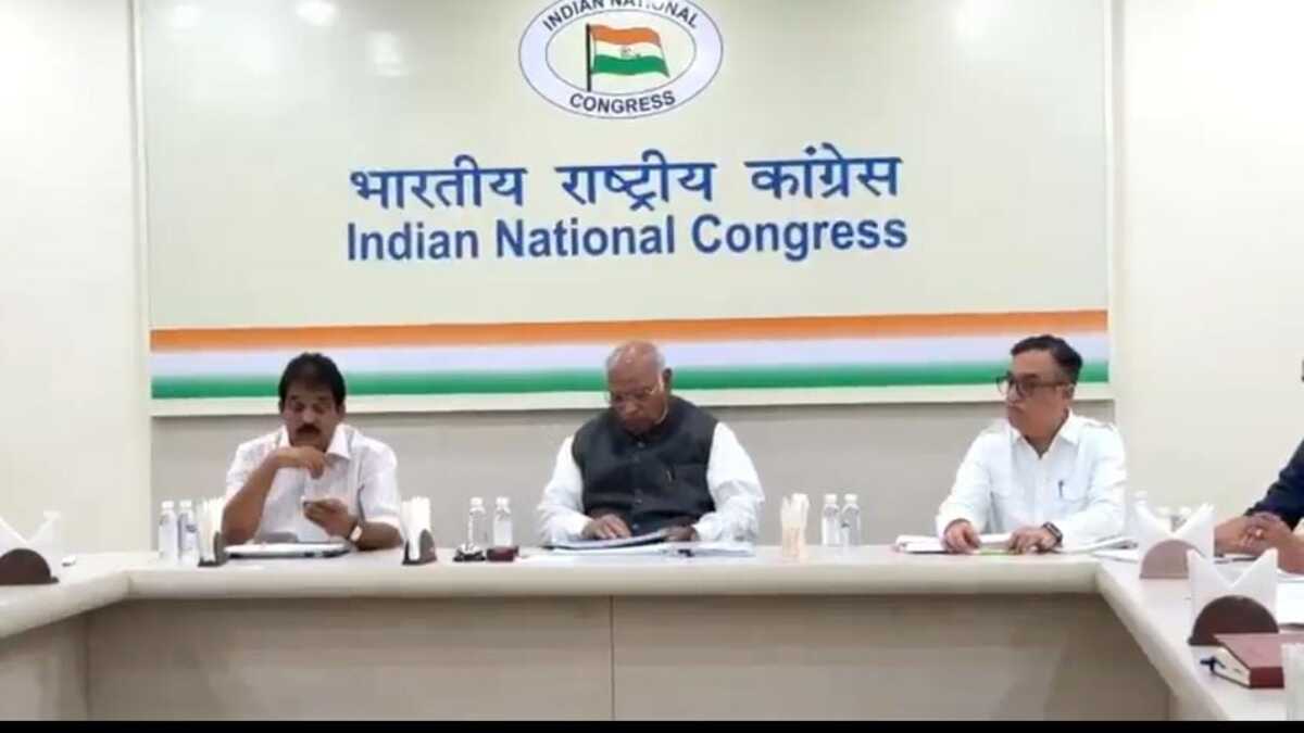 बिहार चुनाव 2025: महागठबंधन में सीट शेयरिंग पर सस्पेंस, आज 50 उम्मीदवारों को सिंबल दे सकती है कांग्रेस