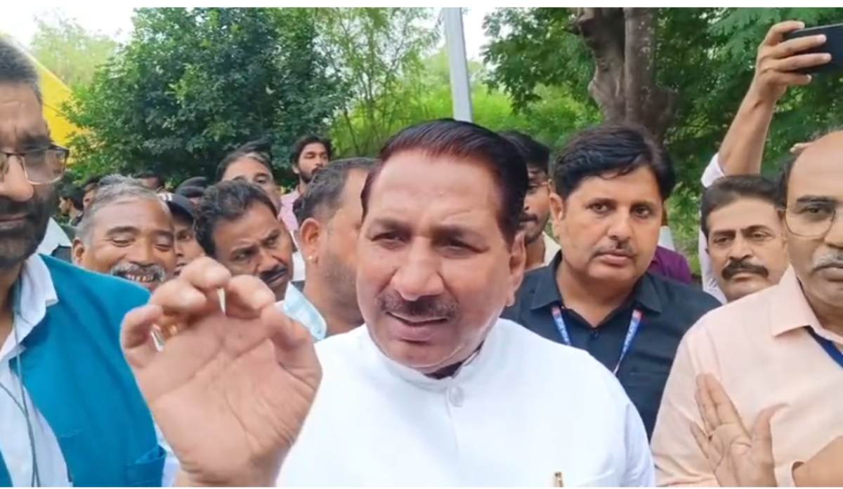 किसानों को घर बैठे मिलेगी खाद! कृषि मंत्री कंसाना बोले- कौन सा खाद चाहिए बताएं, वो भेजेंगे