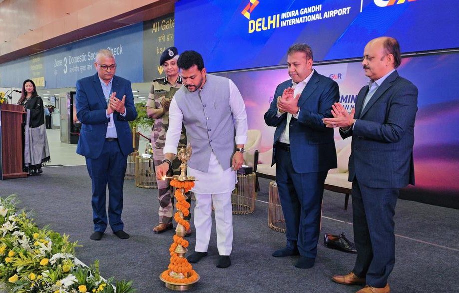केंद्रीय मंत्री ने किया दिल्ली एयरपोर्ट के नए टर्मिनल 2 का उद्घाटन, यात्रियों को मिलेंगी आधुनिक सुविधाएं; आज रात से शुरू कर सकेंगे सफर
