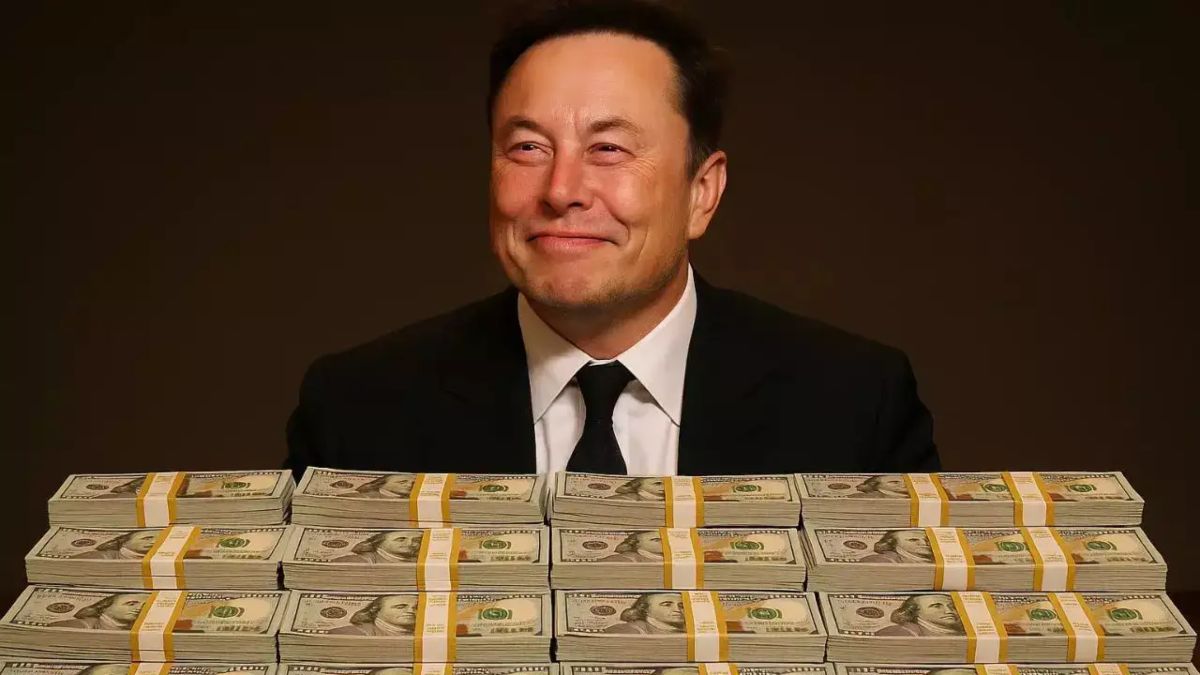 Elon Musk ने रचा इतिहास: 500 अरब डॉलर की संपत्ति वाले दुनिया के पहले शख्स, पीछे छूटे सब बादशाह