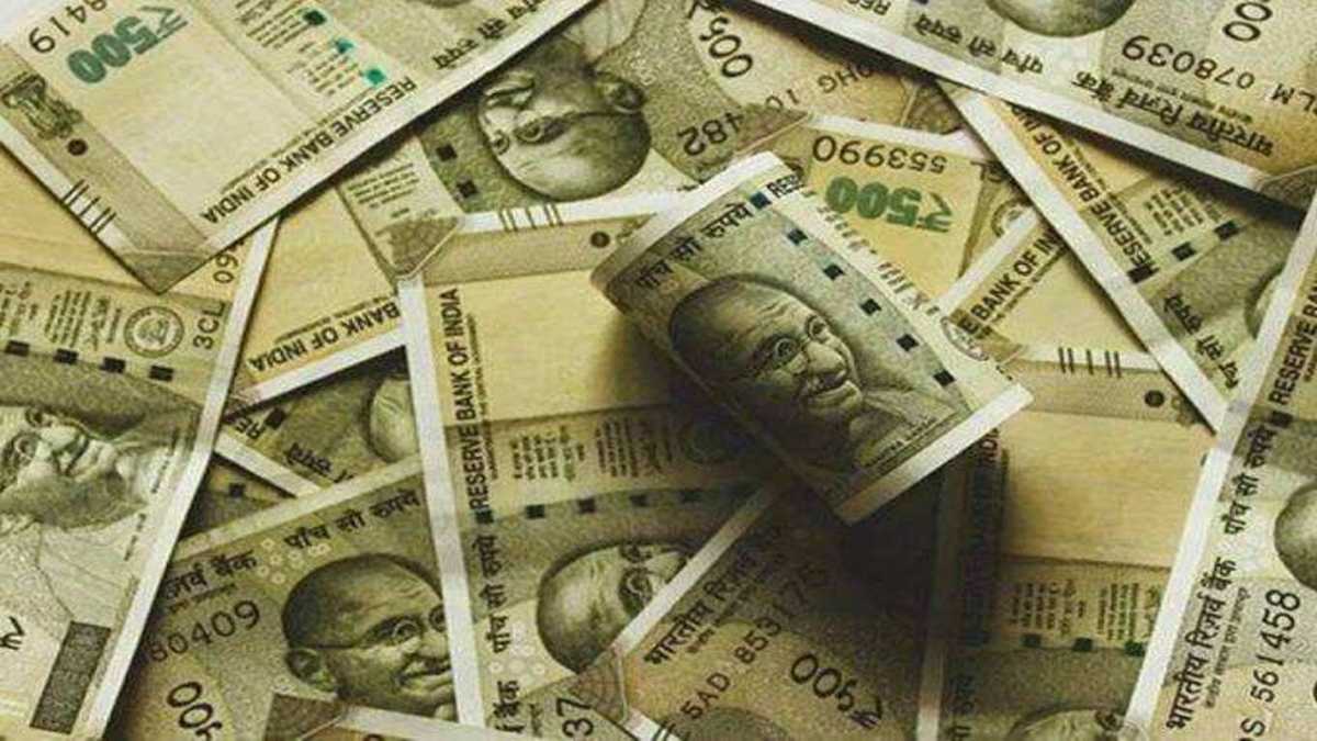 पैसा ही पैसा होगा: 7.5% से ज्यादा ब्याज के साथ मिलेगा सुरक्षित निवेश का मौका, जानिए सरकार की 5 ये स्कीम्स