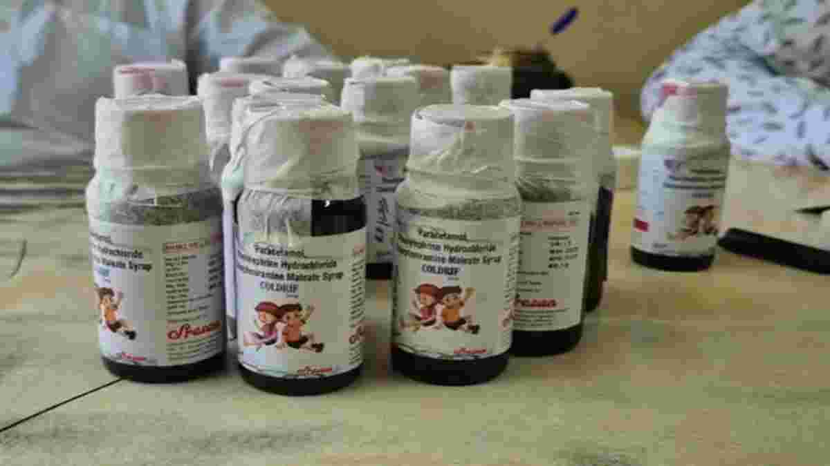 कफ सीरप पीने से 6 बच्चों की मौत मामलाः छिंदवाड़ा में दवा सप्लाई करने वाली जबलपुर की कटारिया फार्मा पर छापा