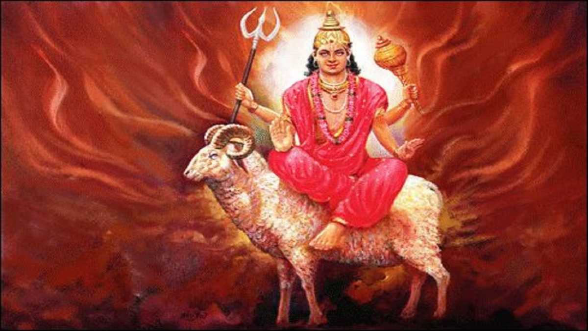 मंगल का गोचर वृश्चिक में: बन रहा है राजयोग, इन राशियों की चमकेगी किस्मत