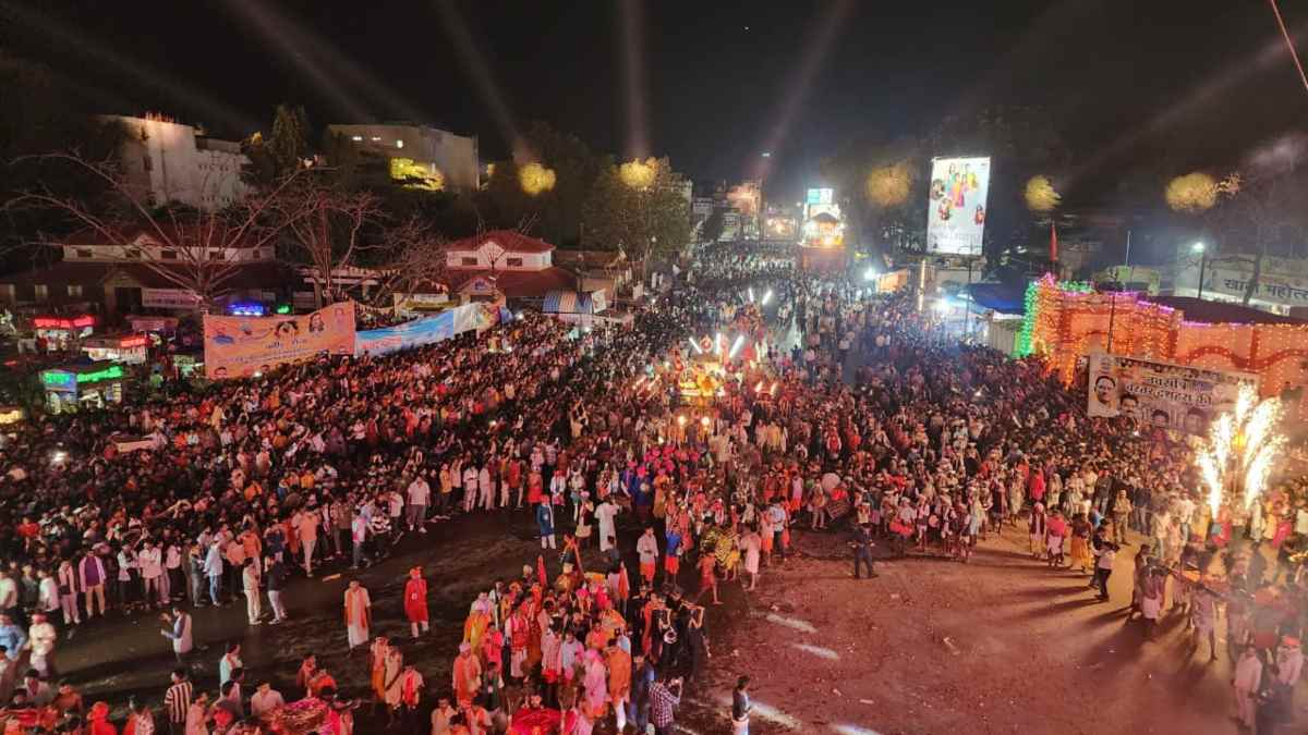 बस्तर दशहरे में हुई बाहर रैनी रस्म : कमलचंद भंजदेव ने निभाई परंपरा, गृहमंत्री अमित शाह के दौरे का किया स्वागत, बस्तर को बड़ी सौगात मिलने की उम्मीद