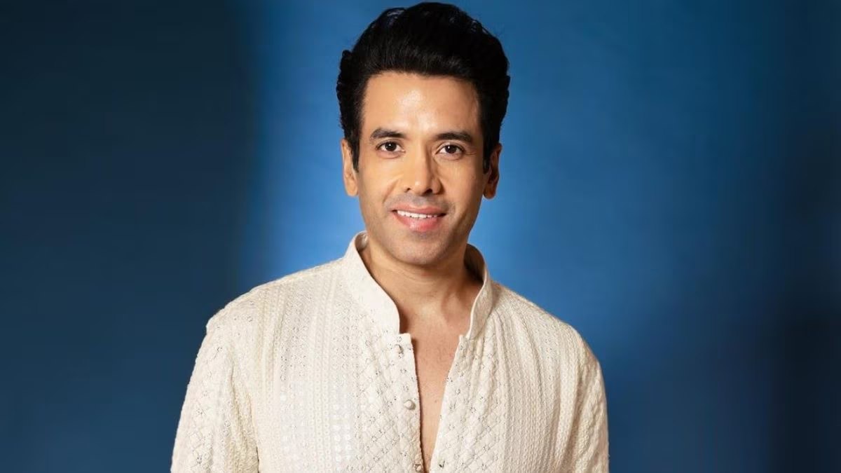 सुपरस्टार का बेटा, फिल्मों में फ्लॉप लेकिन करोड़ों के मालिक; पढ़ें Tusshar Kapoor की सफलता की असली कहानी