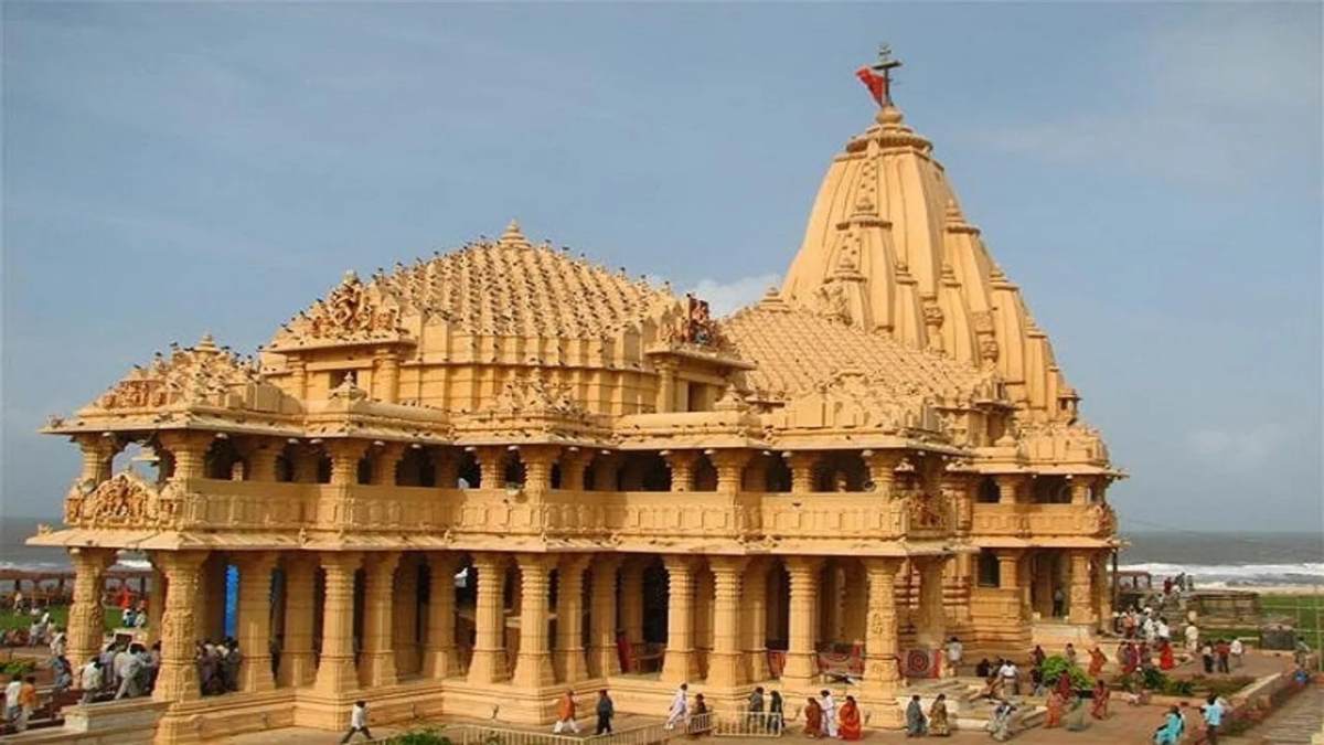 Sharad Purnima 2025 : चंद्र देव बरसाएंगे अमृत, भारत के 5 प्रसिद्ध चंद्र देव मंदिर में पूजा का विशेष महत्व …