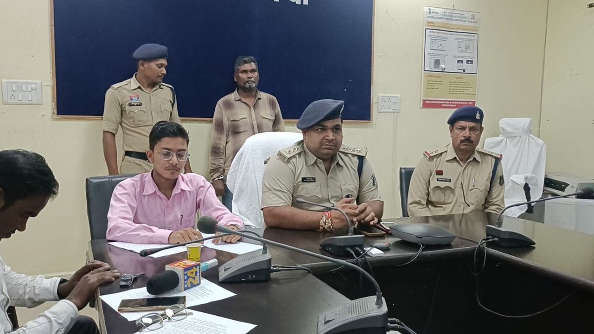 65 लाख का धान गबन : धान खरीदी प्रभारी सलाखों के पीछे, एफआईआर दर्ज होते ही पुलिस ने दबिश देकर किया गिरफ्तार