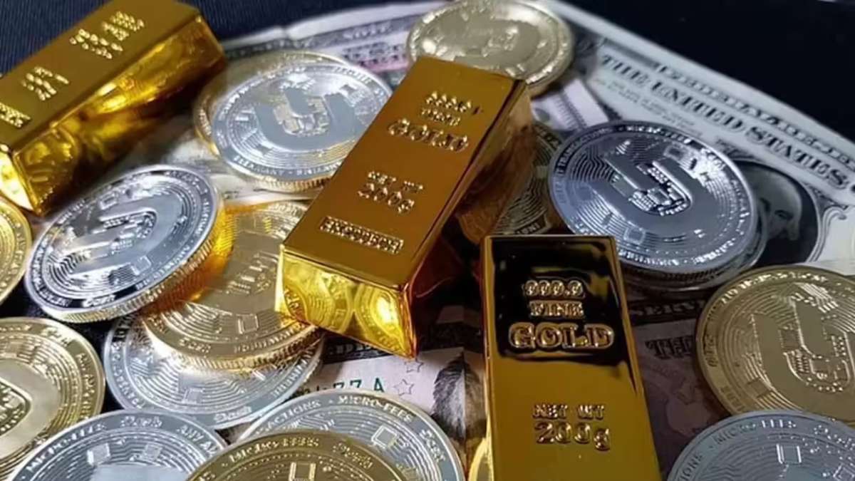 सोना पहली बार $4,000 के पार! चांदी ने भी तोड़े सारे रिकॉर्ड, MCX वायदा भाव भी तोड़ रहे पुराने रिकॉर्ड