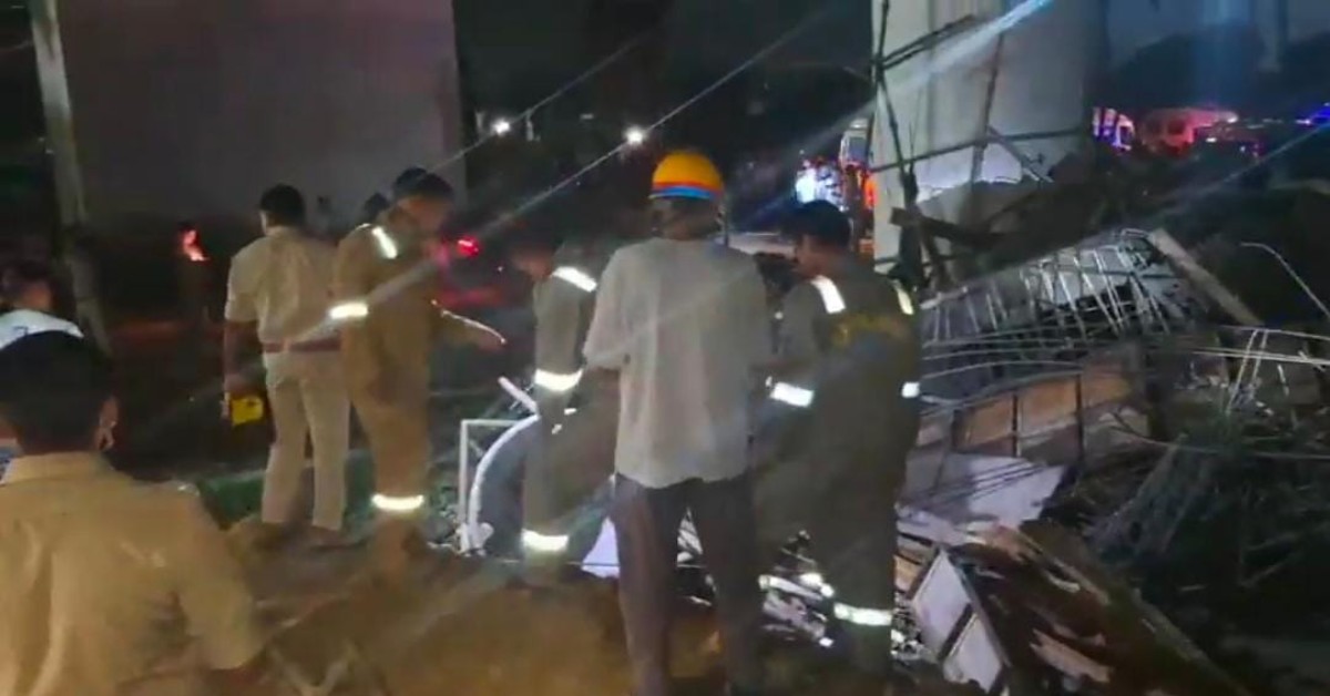 फिरोजाबादा में बड़ा हादसा : निर्माणाधीन ओवरब्रिज गिरा, कई लोगों के दबे होने की आशंका