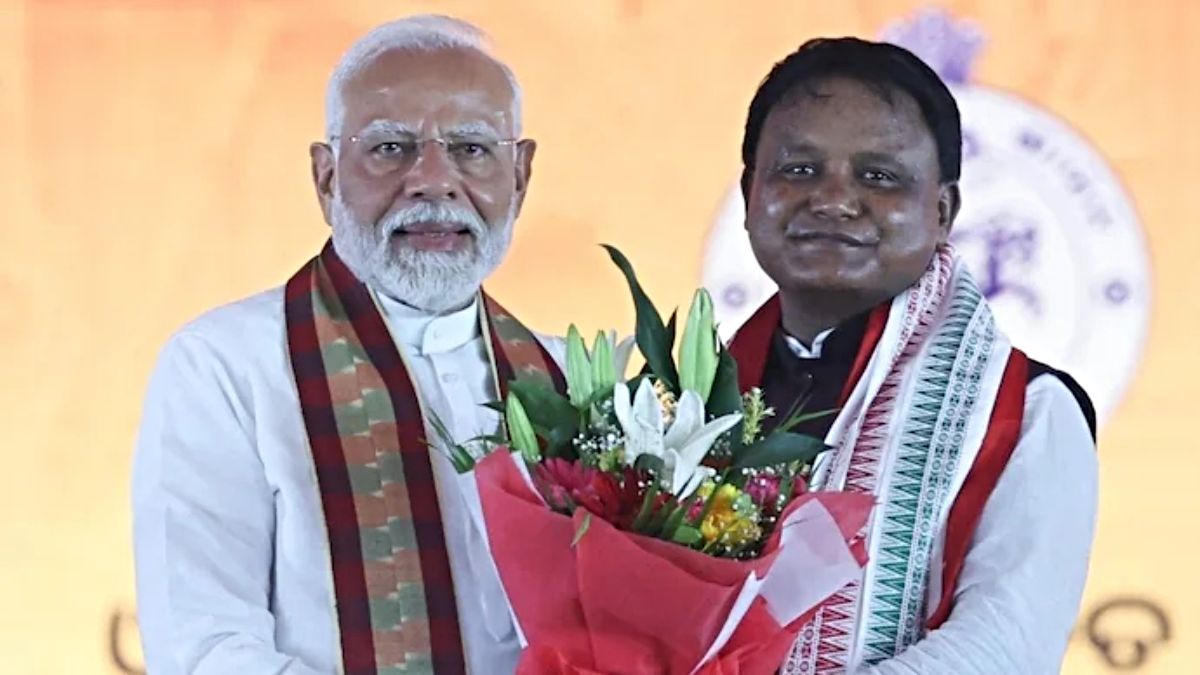 ओडिशा के मुख्यमंत्री ने प्रधानमंत्री मोदी को 25 साल की सार्वजनिक सेवा के लिए शुभकामनाएं दीं, कहा “25 साल की सेवा ने भारत को बनाया विश्व की ताकत”