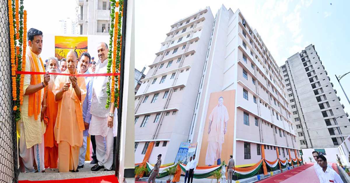 दीपावली के पहले खुला खुशियों का पिटारा : सीएम योगी ने लाभार्थियों को सौंपी घरों की चाबी, कहा- गरीबों के आवास का सपना हुआ साकार