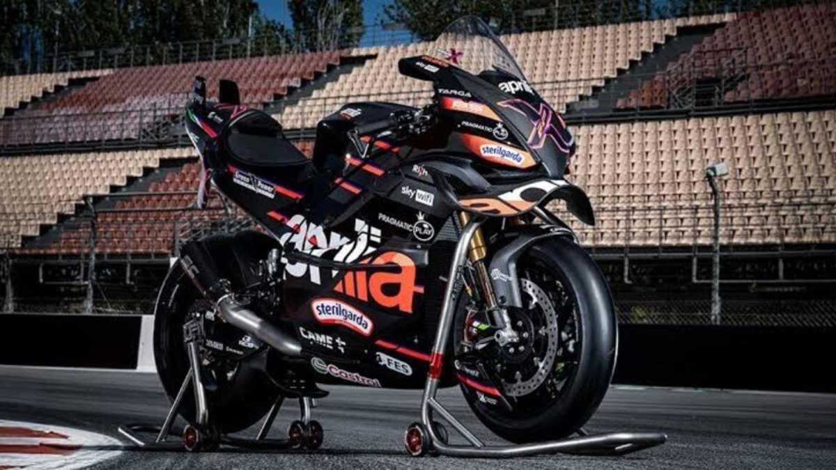Aprilia RSV4 X-GP ने तोड़े सारे रिकॉर्ड, लॉन्च के 2 हफ्तों में खत्म हुआ स्टॉक!